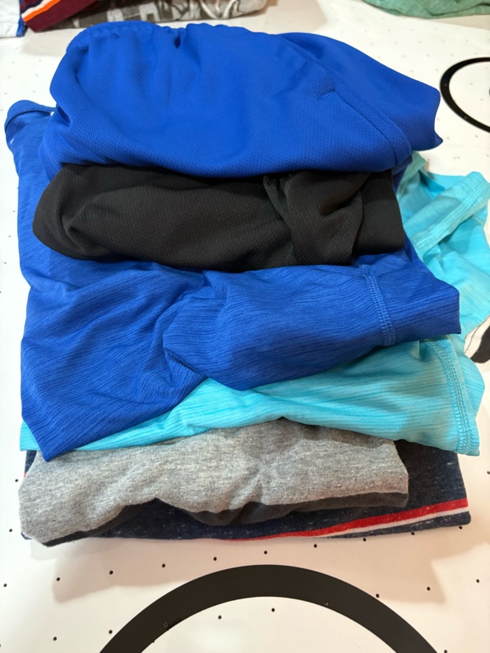 Mixed Activewear Tops - Blue, Black, Teal, Gray Stack/shorts 18